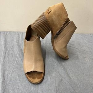 Women's Sorel NL3574-246 Block Heel Ankle Boots Size 9 Tan FS Bnfts Charity